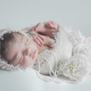 Newborn BABY WRAPPING ONLY (80%)